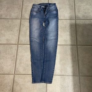 AEO JEANS